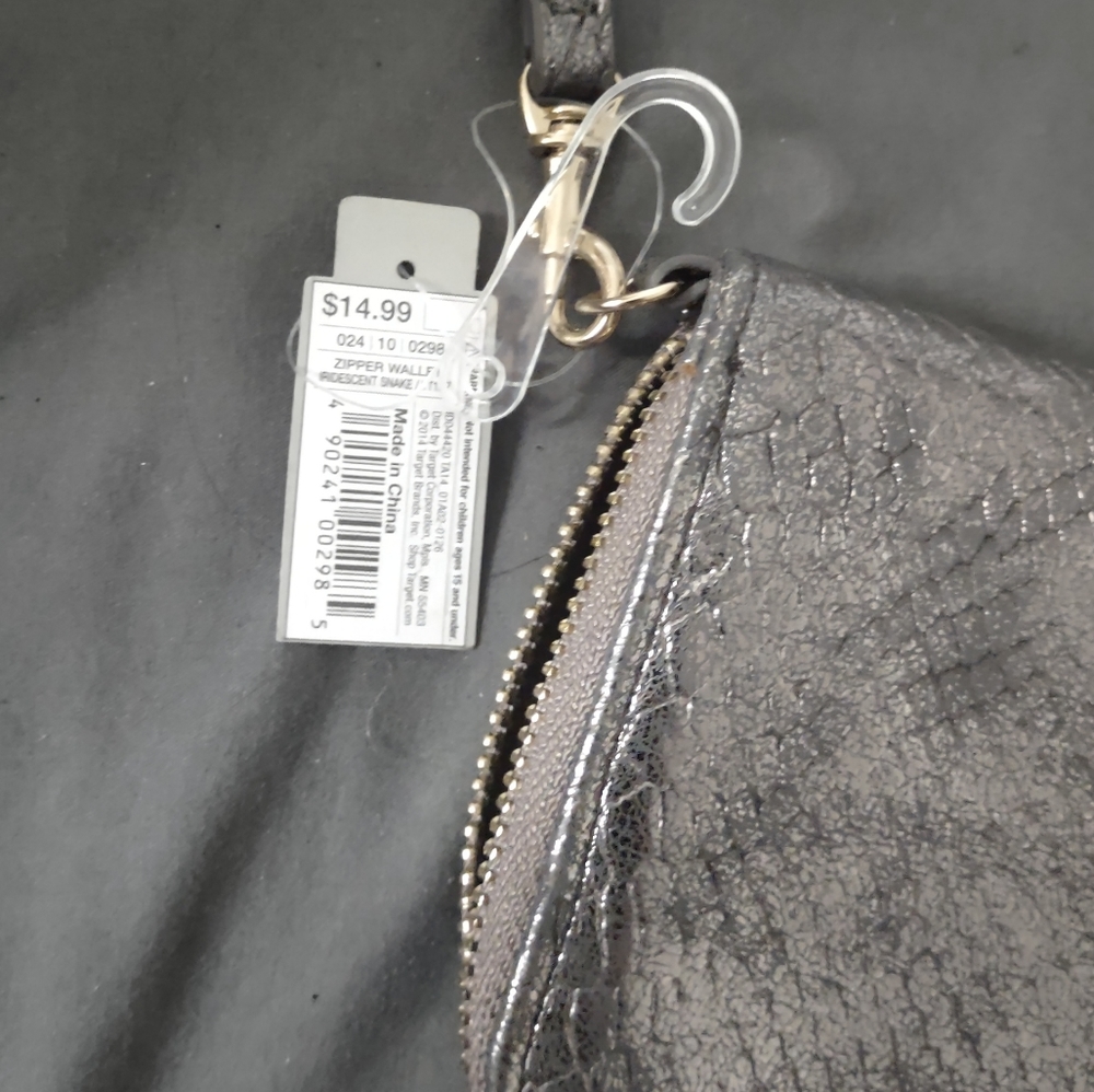 Wallet - Picture 3 of 3